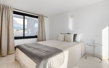 Property slide 15