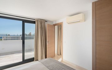 Property slide 17