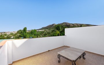 Property slide 35