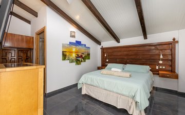 Property slide 44