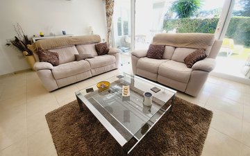 Property slide 18