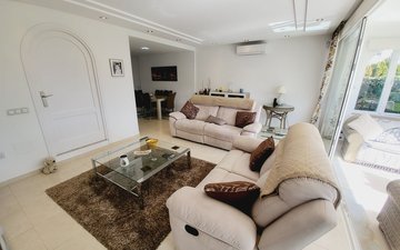 Property slide 20