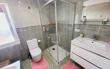 Property slide 39