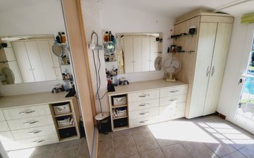 Property slide 40
