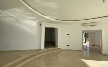 Property slide 7