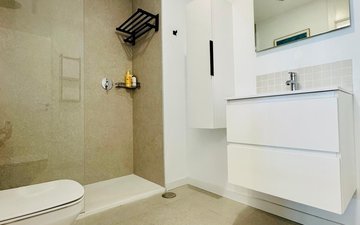 Property slide 20