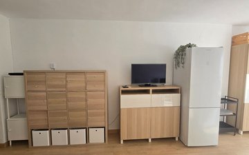 Property slide 12