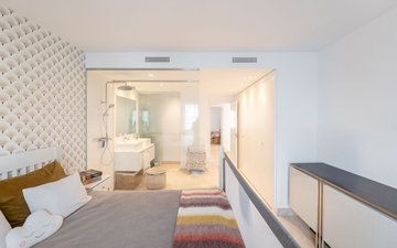 Property slide 18