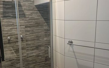 Property slide 25