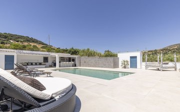 Property slide 37