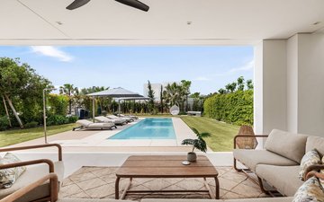 Property slide 10