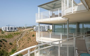 Property slide 19
