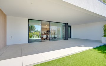 Property slide 10