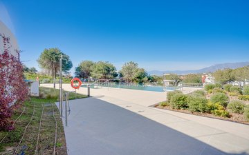 Property slide 30