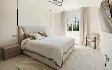 Property slide 16