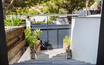 Property slide 32