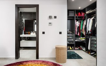 Property slide 40