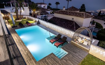 Property slide 68