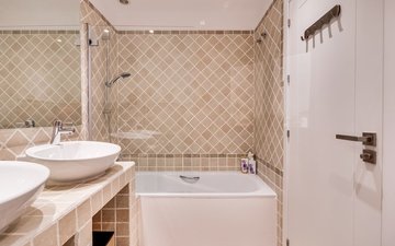 Property slide 15
