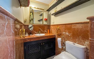 Property slide 18