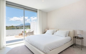 Property slide 16