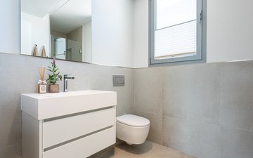 Property slide 21
