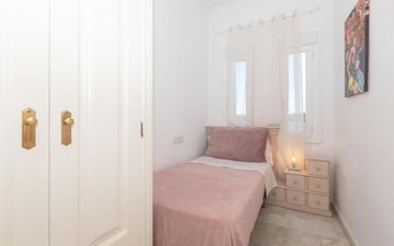 Property slide 18