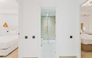 Property slide 25