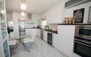 Property slide 16