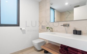 Property slide 17