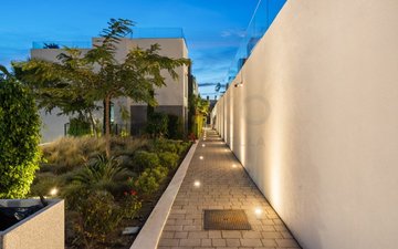 Property slide 30