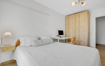 Property slide 16