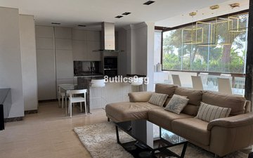 Property slide 22