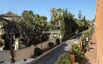 Property slide 25