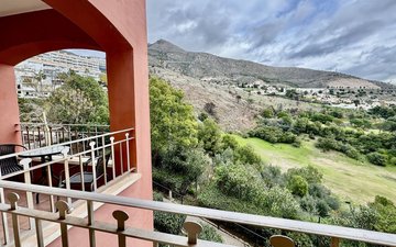 Property slide 20
