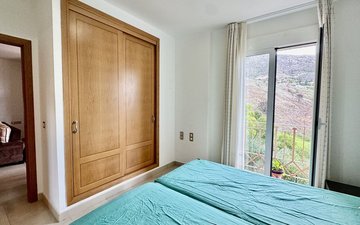 Property slide 31