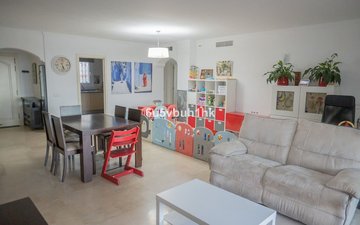 Property slide 10