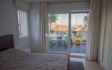 Property slide 18
