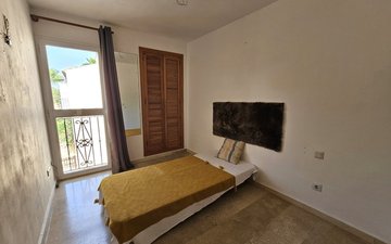 Property slide 18