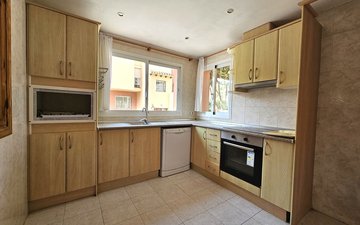 Property slide 9
