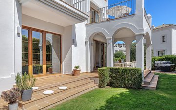 Property slide 19