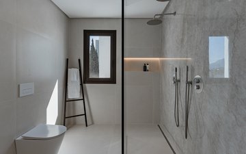 Property slide 21