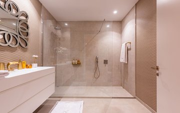 Property slide 19