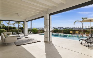 Property slide 19