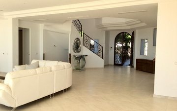 Property slide 23