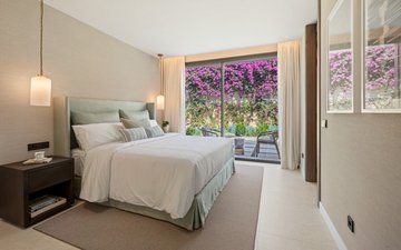 Property slide 24