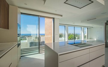 Property slide 10