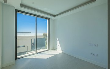 Property slide 14