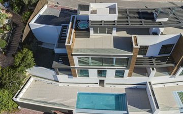 Property slide 19