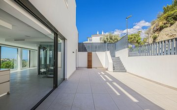 Property slide 22